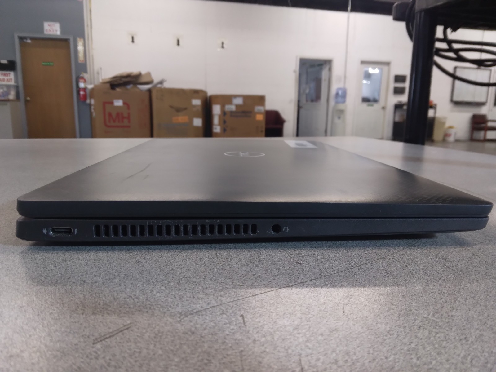 Dell*Latitude*7430*Intel*i7-1255U*512GB*NVMe*16GB*DDR4*Iris*Xe*Graphics*No*OS