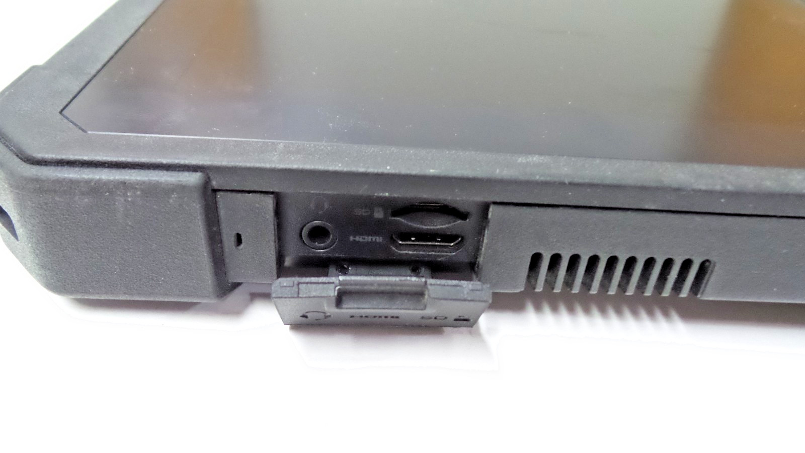 DELL Latitude 7202 Rugged Tablet 11.6″ TouchScreen 8GB RAM / NO BOOT – NO STYLUS