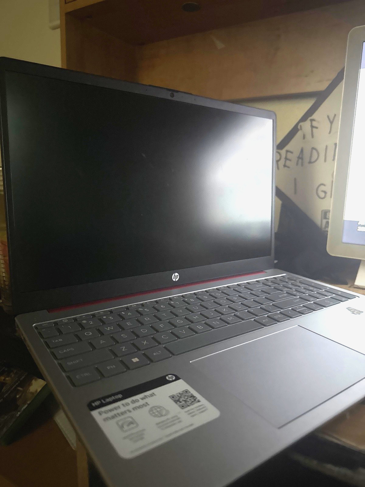 HP 15-EF2126WM 15.6″ (256GB SSD, AMD Ryzen 5-5500U, 2.10 GHz, 8GB RAM, AMD…
