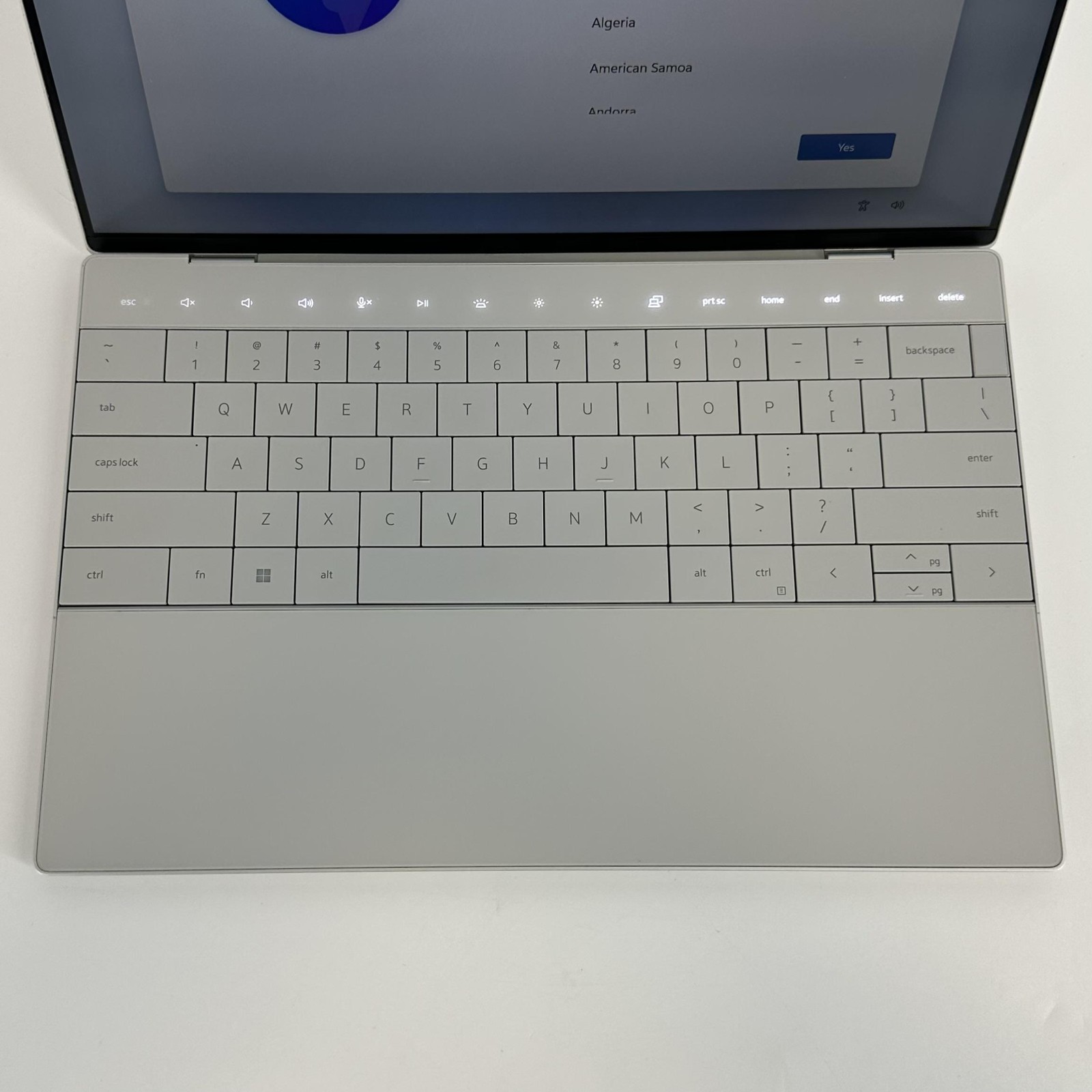 Dell XPS 13 Plus 9320 Silver FHD+ 2.1 GHz i7-1260P 32GB 1TB SSD – Bad Camera