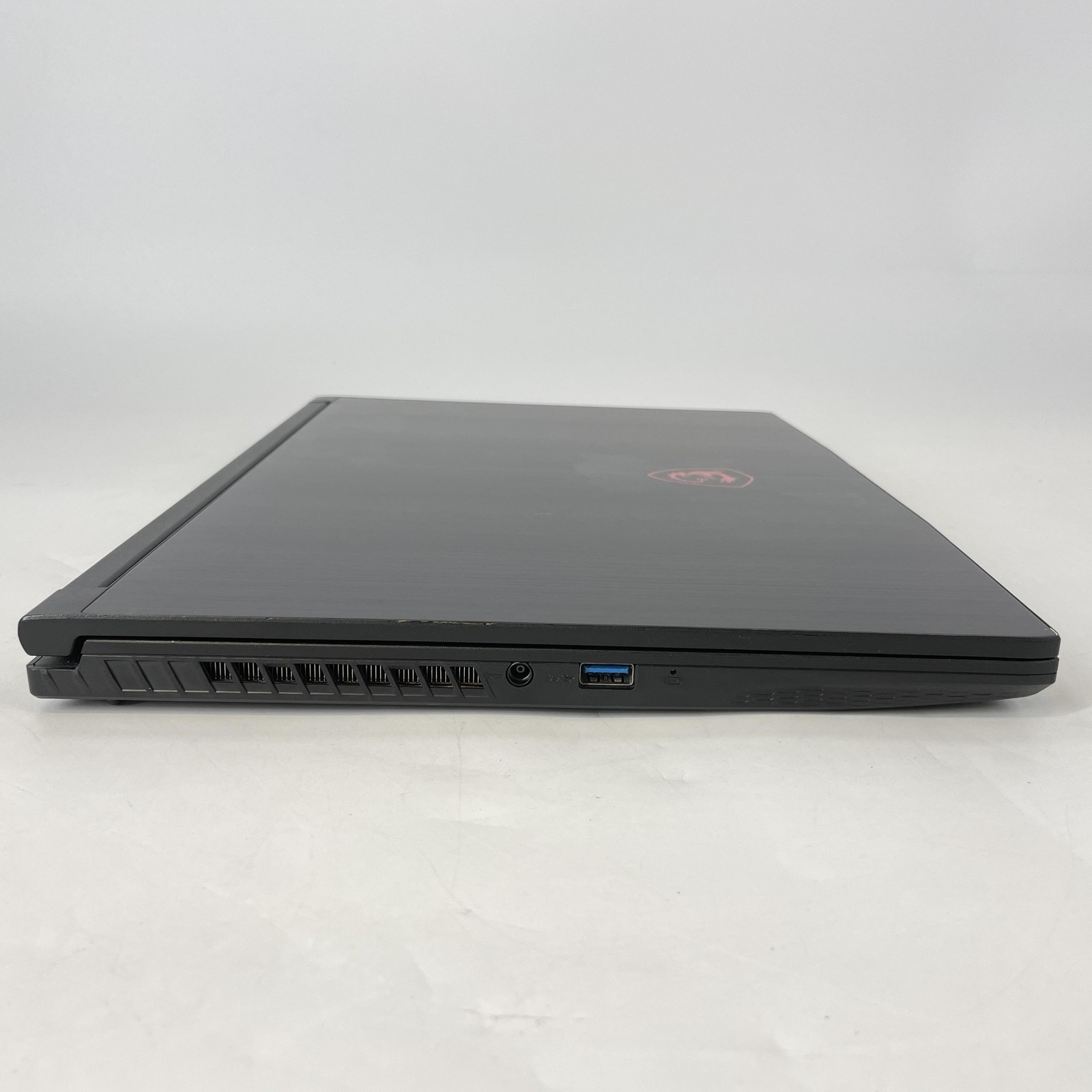 MSI Thin GF63 15.6 FHD 144Hz i5-11400H 2.70GHz 16GB 512GB SSD RTX 3050 Good