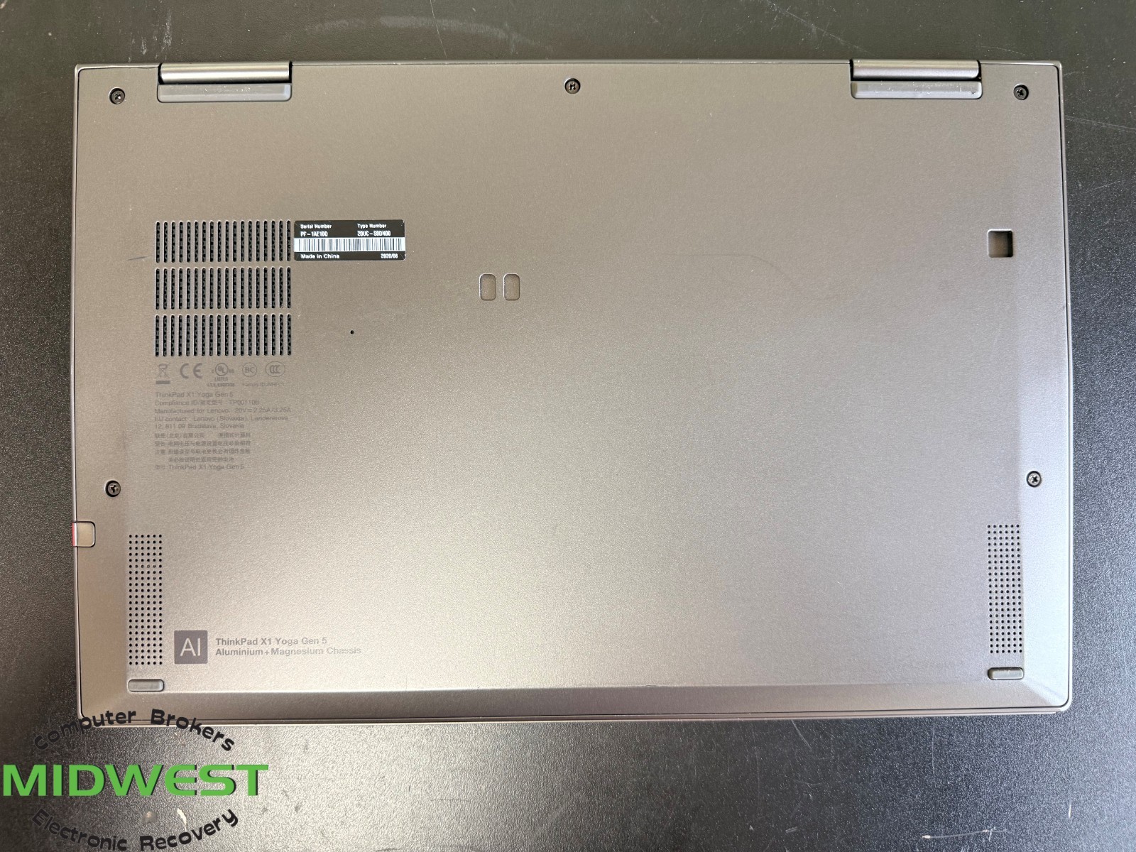 Lenovo ThinkPad X1 Yoga Gen 5 i7-10510U 1.8GHz 16GB 512GB SSD