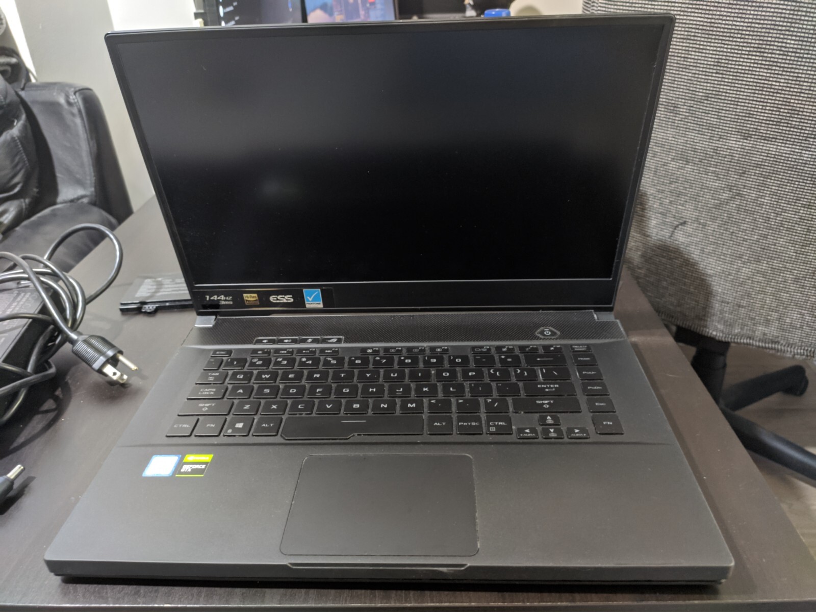 ASUS ROG Zephyrus GU502G 1660 Ti, i7-9750H, 512GB SSD, 144Hz, not working.