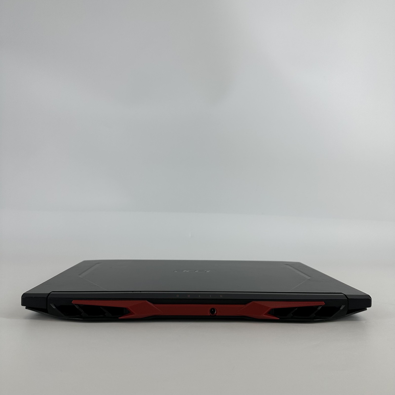 Acer Nitro 5 15.6 FHD i5-9300H 8GB 128GB SSD/1TB HDD GTX 1650 BAD ESC KEY