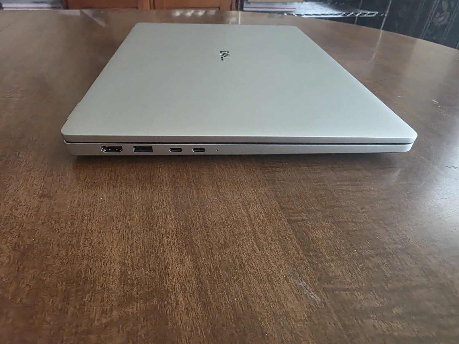 Dell Pro 16 Plus PB16255 16″ FHD+ 8-Core Ryzen 7 250 16GB 512GB SSD Cam
