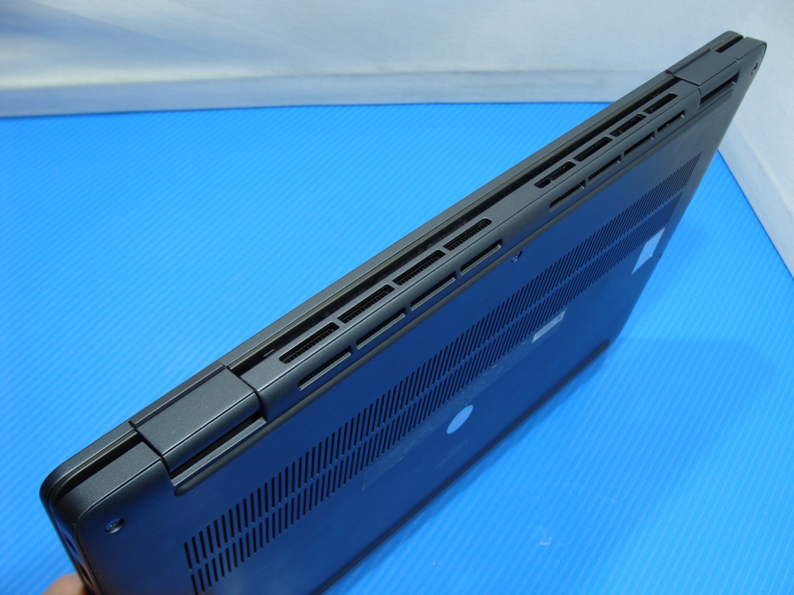 Dell Latitude 7440 14″ WUXGA i5-1345U 1.6GHz 16GB 512GB Win11P Warranty +Charger