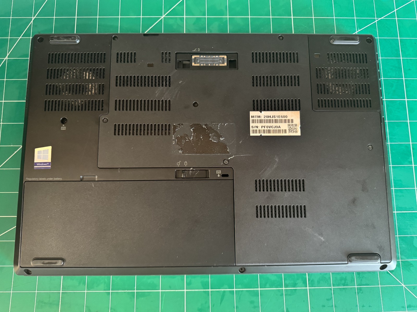 Lenovo Thinkpad P51 Xeon E3-1505M v6 3.0GHz 16GB RAM (NO SSD,AC ADAPTER,OS)