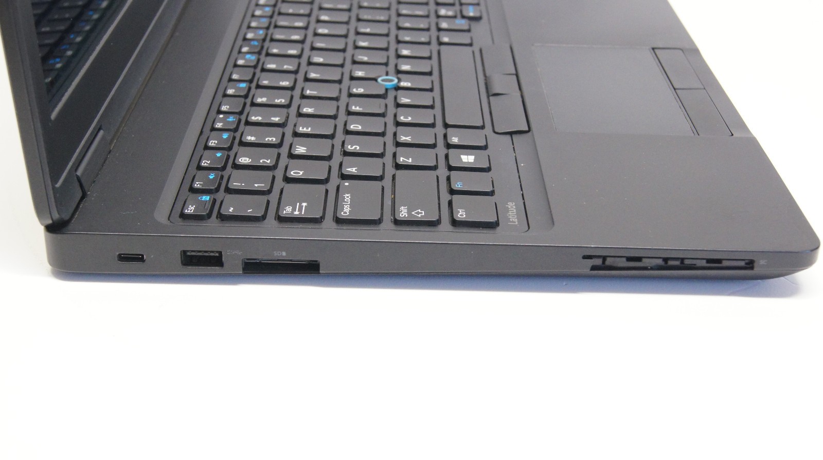 Dell Latitude 5580 FHD TOUCH i7-7820HQ 16GB Ram, 256GB SSD, Nvidia 2GB Win 11 P