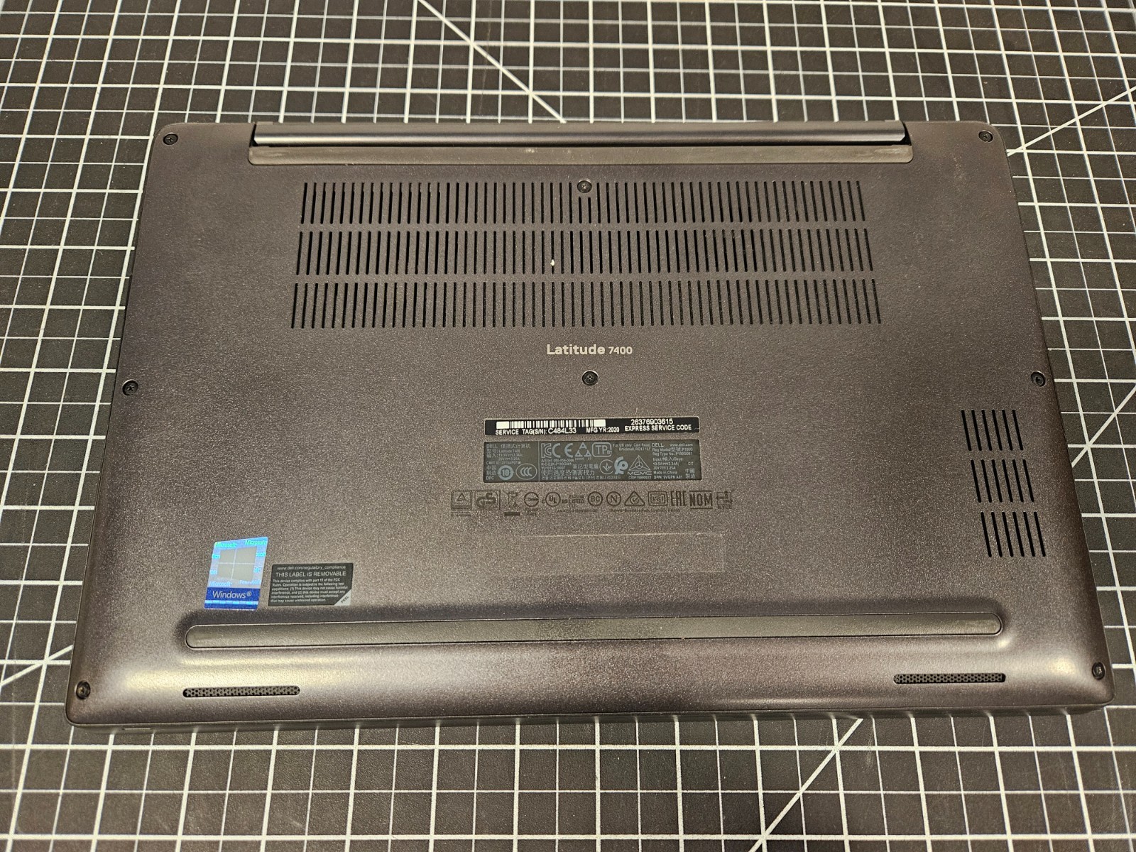 Dell Latitude 7400 Intel Core i7-8665U 1.90GHz 14″ No RAM Laptop NO HDD No Power