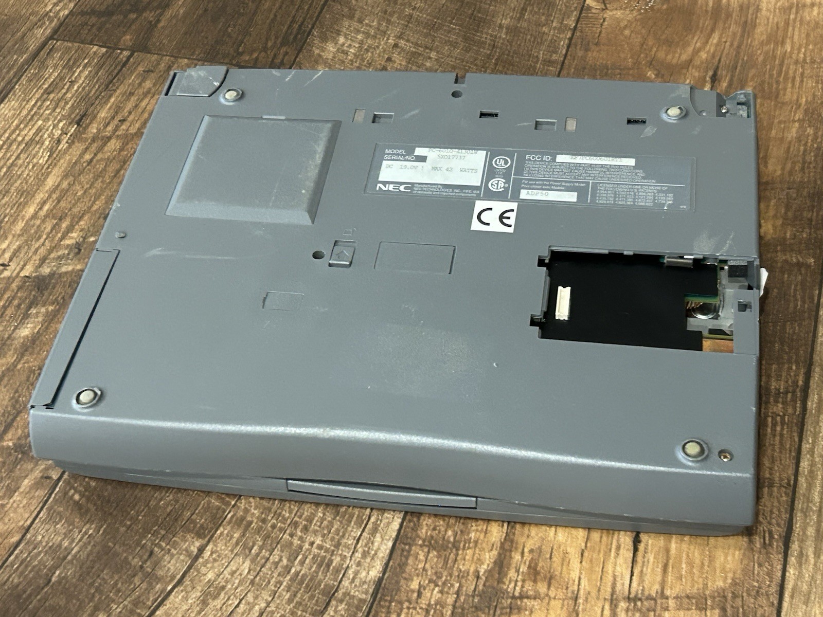 NEC Versa 2000D Laptop For Parts As Is PC-6010-41301W Untested