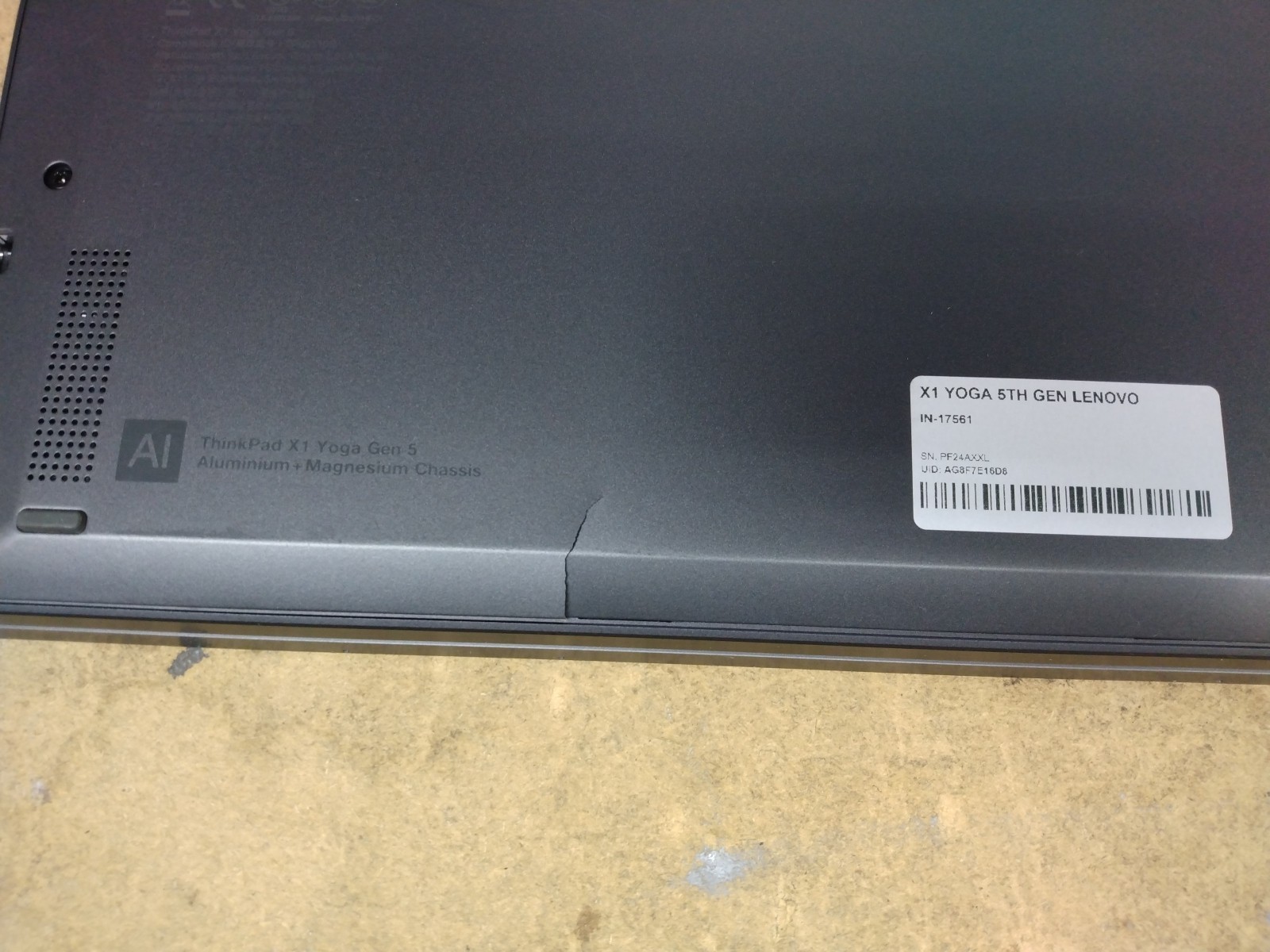 LENOVO THINKPAD YOGA X1 5TH GEN 14″ WQHD I5-10310U 16GB 256GB SSD NO OS