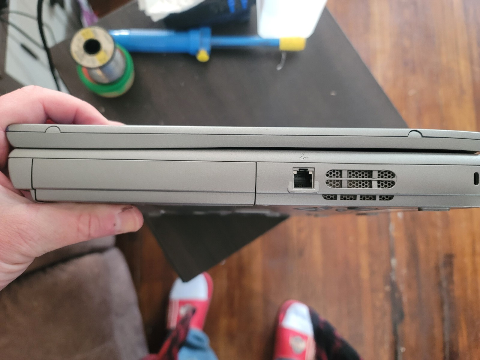DELL INSPIRION 1100 INTEL CELERON CPU 2.30Ghz 128 MB RAM 32MB VIDEO WINXP
