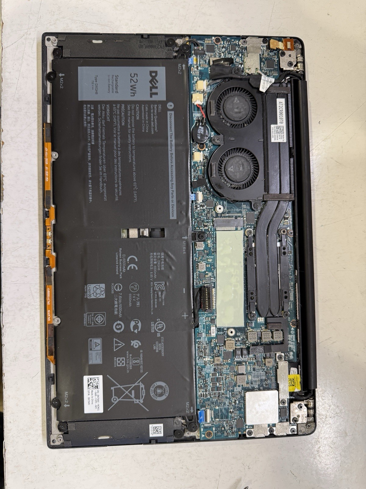 Dell XPS 15 9380 13.3 inch (No SS, Intel Core i7 8th Gen, 16GB) For Part