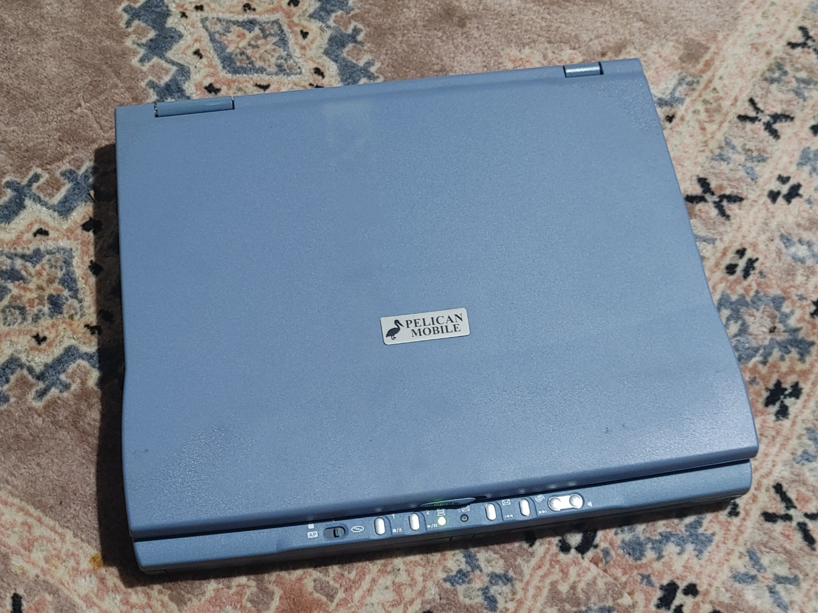 Vintage 1990s Sceptre SoundX 5300 Laptop Powers On No Os