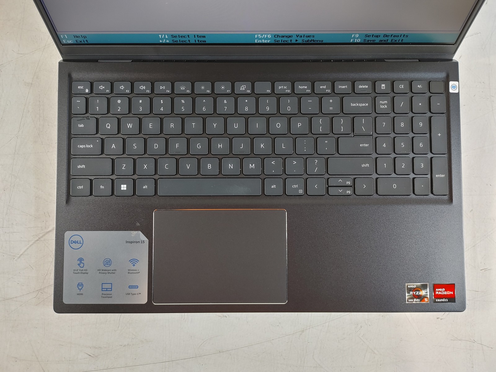 Dell Inspiron 5515 Ryzen 5 5500U 2.10 GHz 8 GB DDR4 No HDD