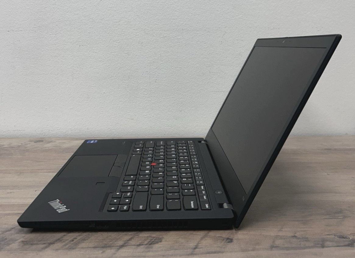 Lenovo ThinkPad T14 Gen 2 20W000T6US 14″ i7-1185G7 3.0GHz 16GB Ram 500GB SSD