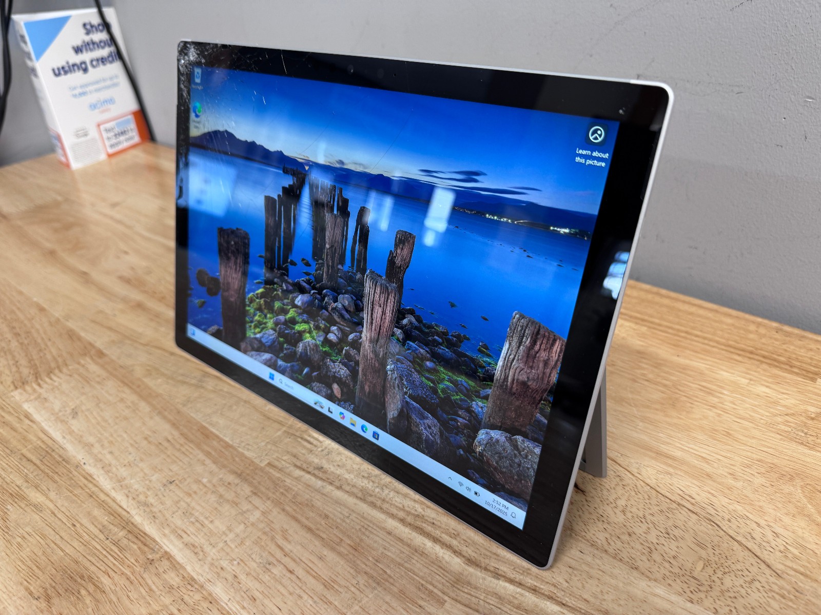 Microsoft Surface Pro 7 12.3″ Wi-Fi, 128GB SSD, 8GB RAM, W11