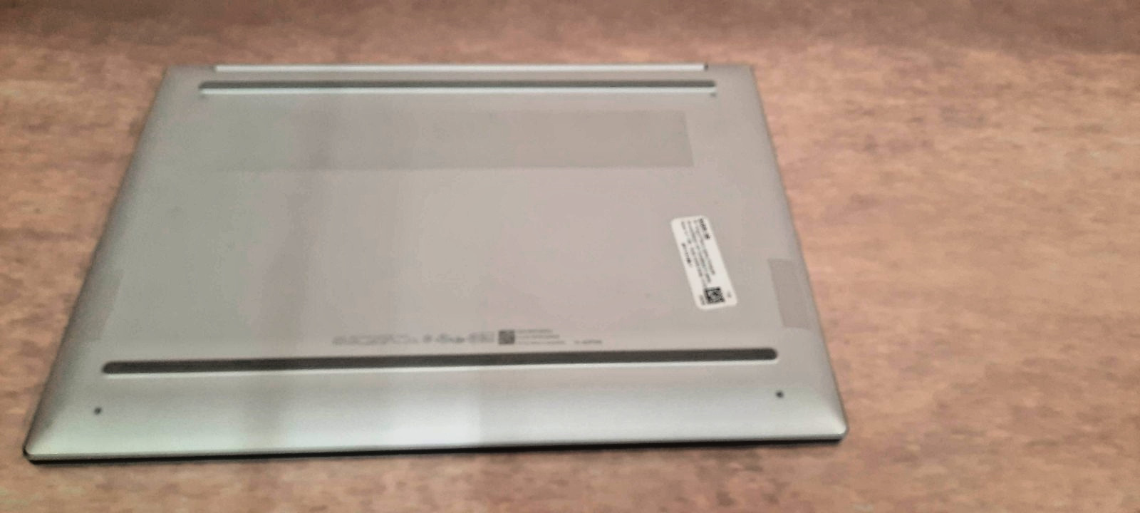 HP 16-ag1070wm OmniBook 5 Laptop 16″ AMD Ryzen AI 7 350 16GB 512GB SSD Charger