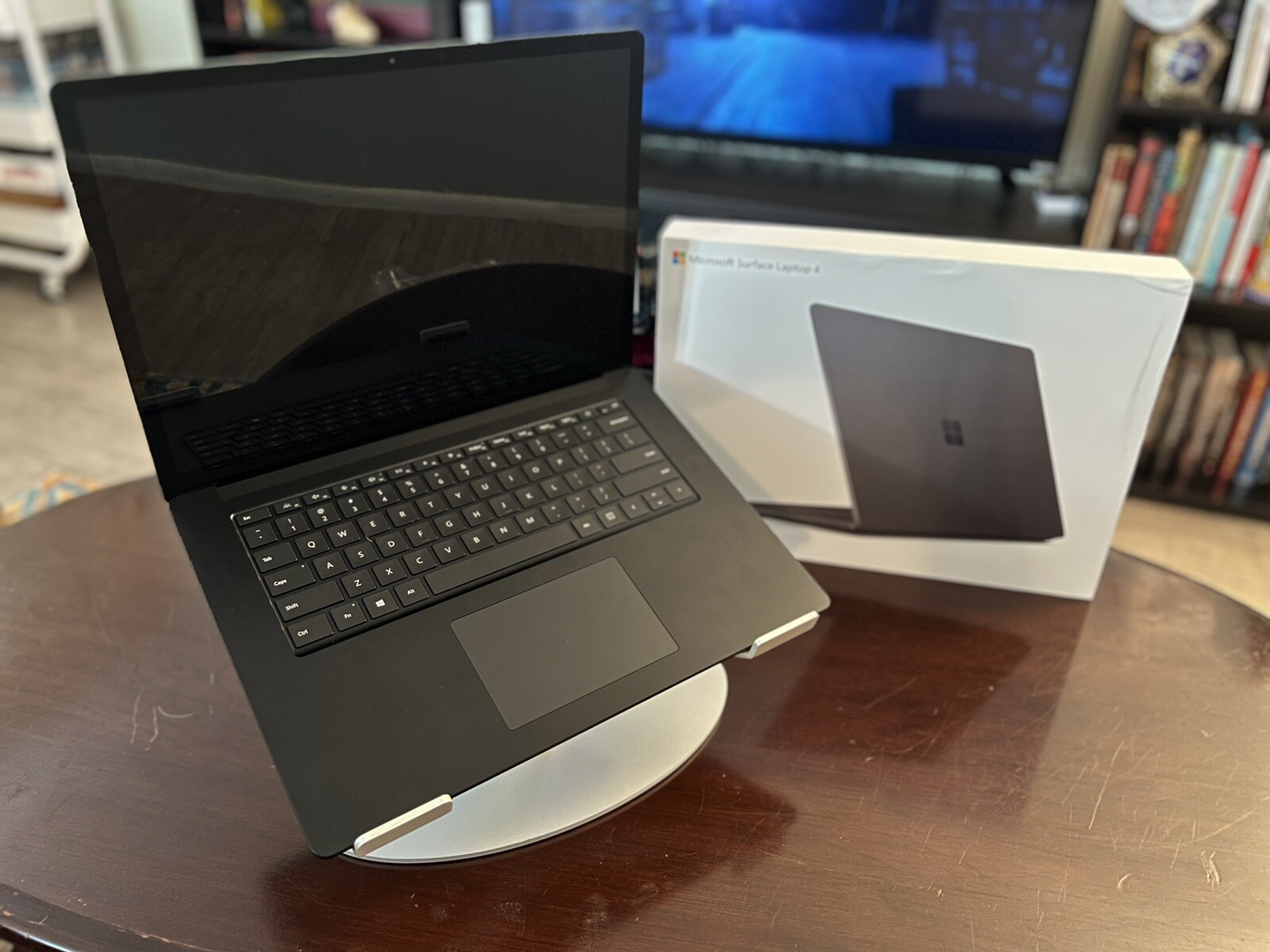 Microsoft Surface Laptop 4 15″ (512GB SSD, AMD Ryzen 7, 4.20 GHz, 8GB)