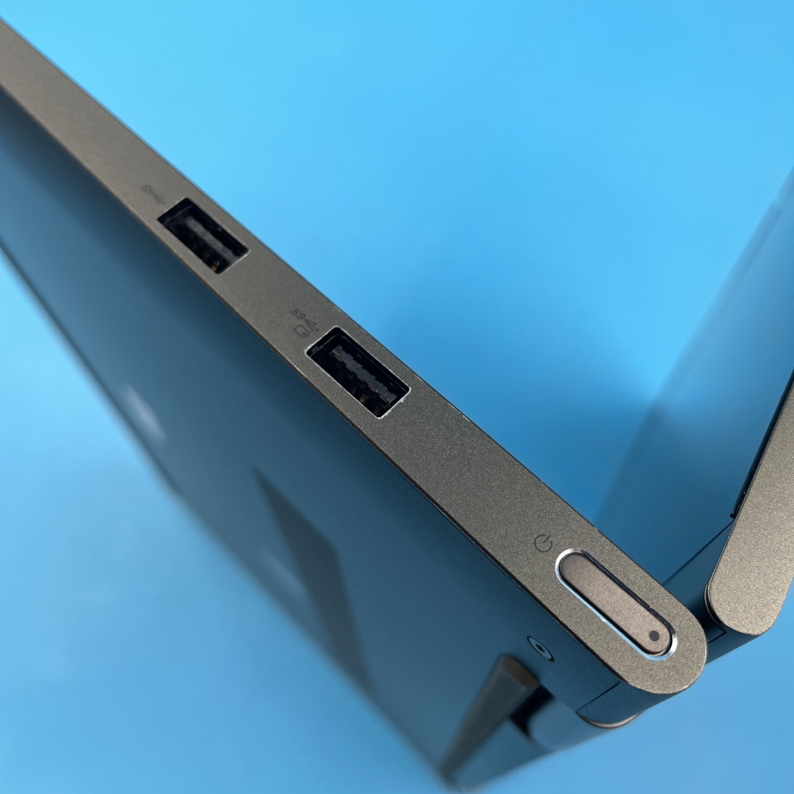 Lenovo Yoga 7i 15ITL5 | i7-1165G7 | 12GB RAM | 512GB SSD | NO OS | 68% BATT