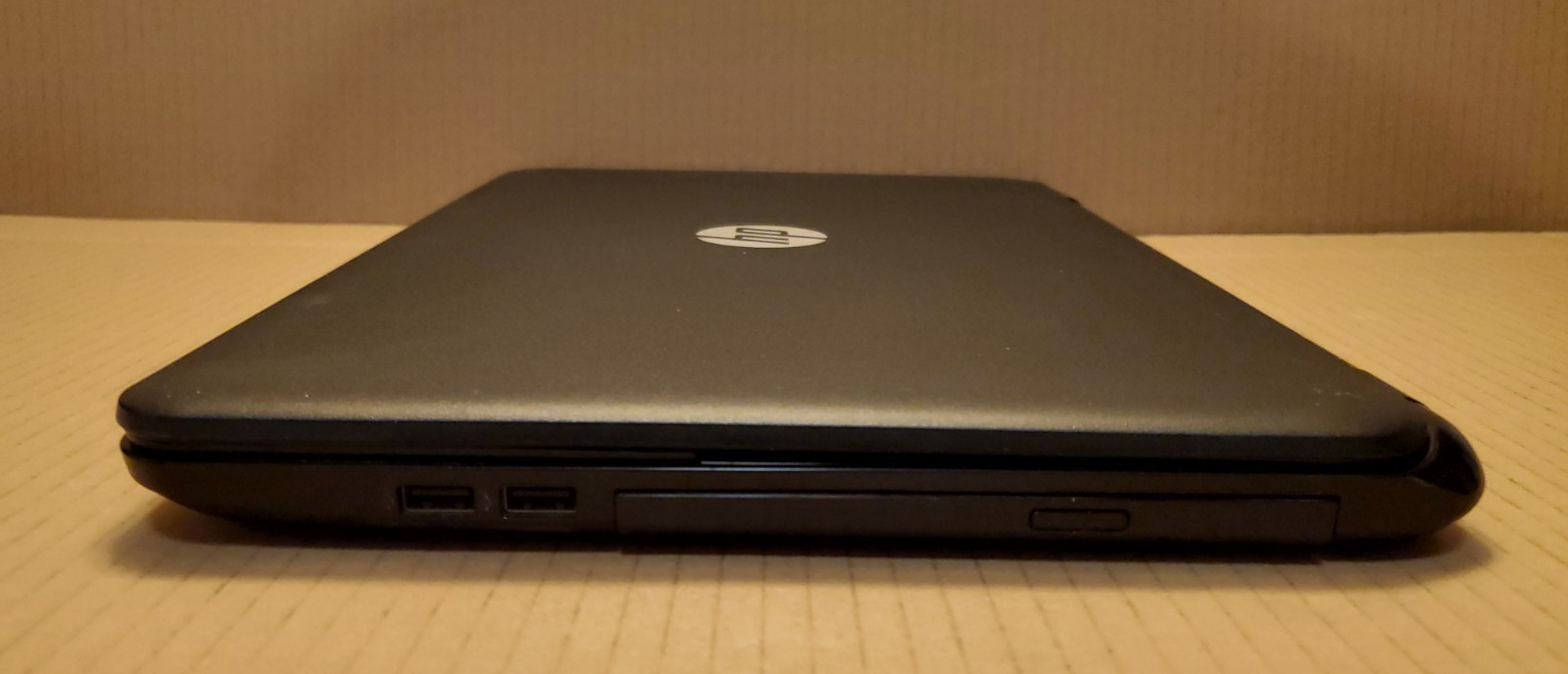 HP Notebook 15-g080nr – 15.6″ Laptop– AMD A6-6310 Quad-Core 1.80 GHz w/ Battery