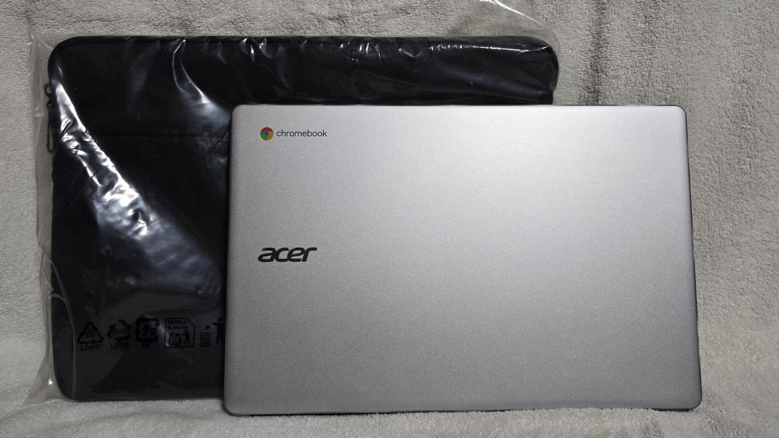 Open box. Acer Chromebook 315 15.6 FHD Dual-Core N4500 4GB 64GB eMMC Chrome OS