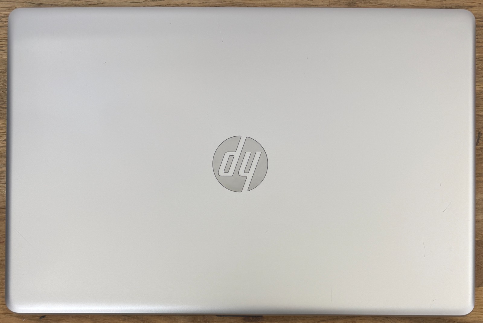 HP Laptop 17-by3065st 1.19 GHz Intel Core i5-1035G1 8GB Ram 120GB SSD Windows 10