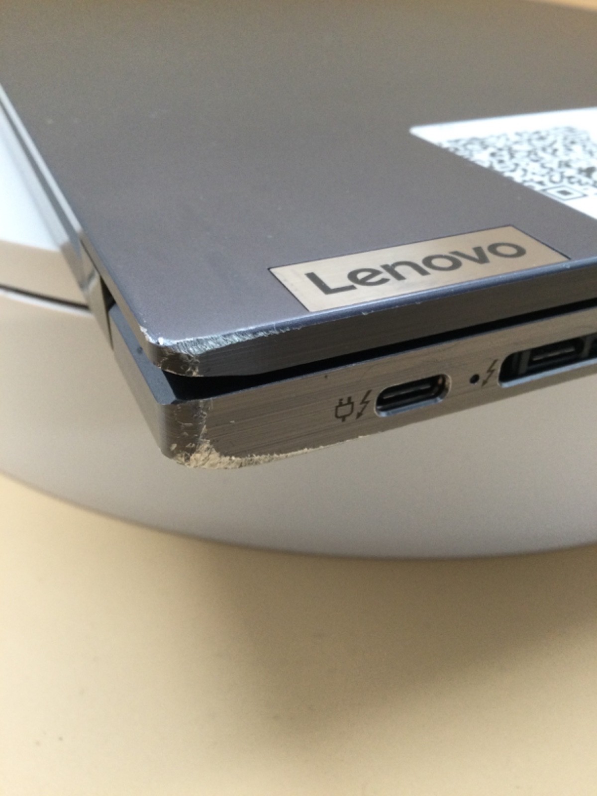 Lenovo ThinkPad T14s G2 14″ Laptop i5-1135G7 16GB RAM 512GB SSD W11P Used READ