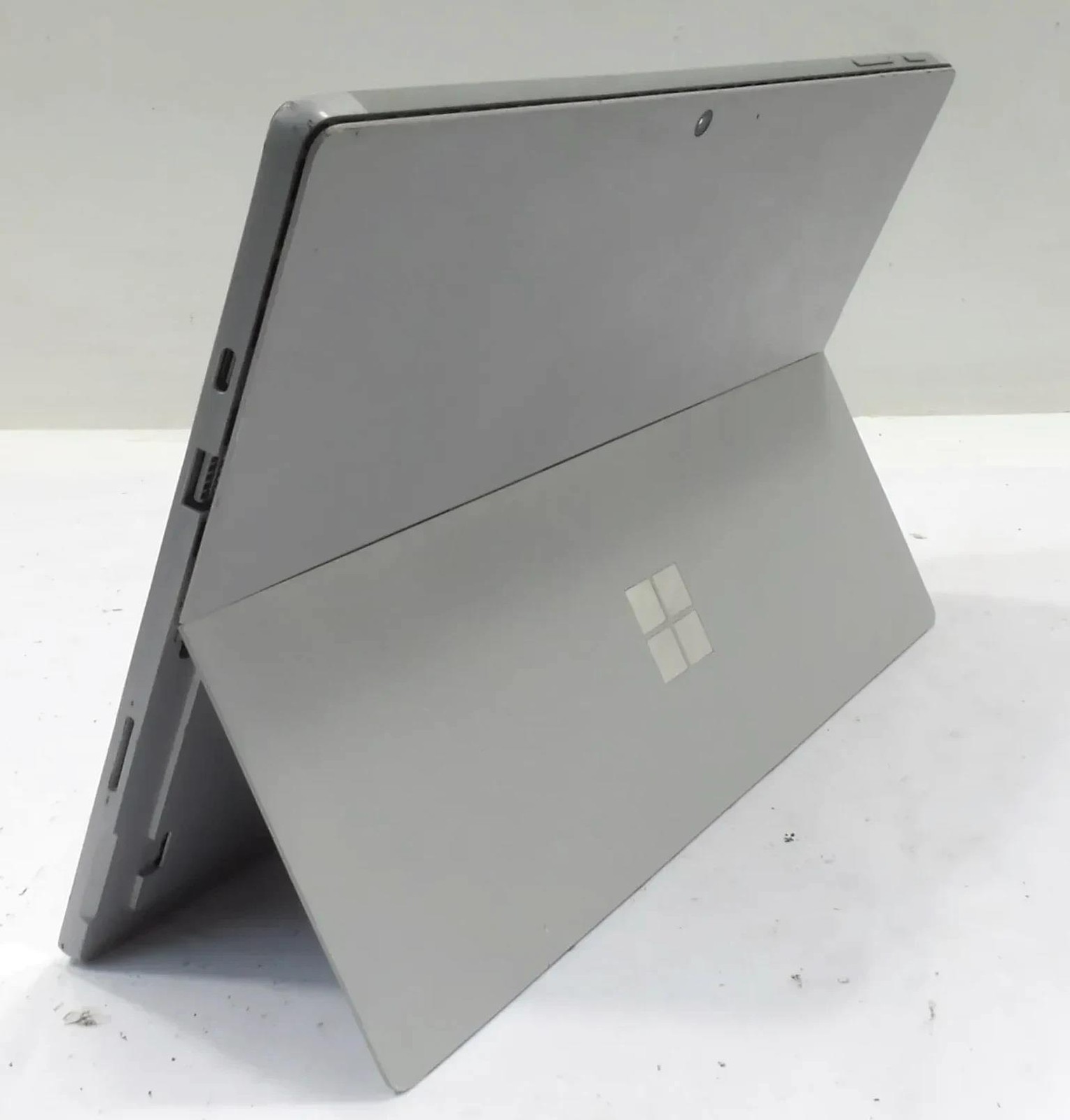 Microsoft Surface Pro 7 1866 Core i5-1035G4 1.1GHz 8GB 128GB – cracked digitizer