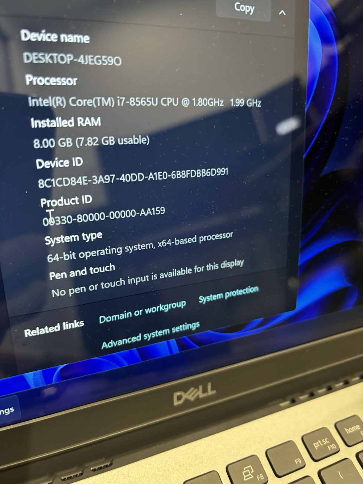 Dell Latitude 3301 Laptop – Intel i7-8565U @ 1.8 GHz/8GB RAM/ 512 GB SSD