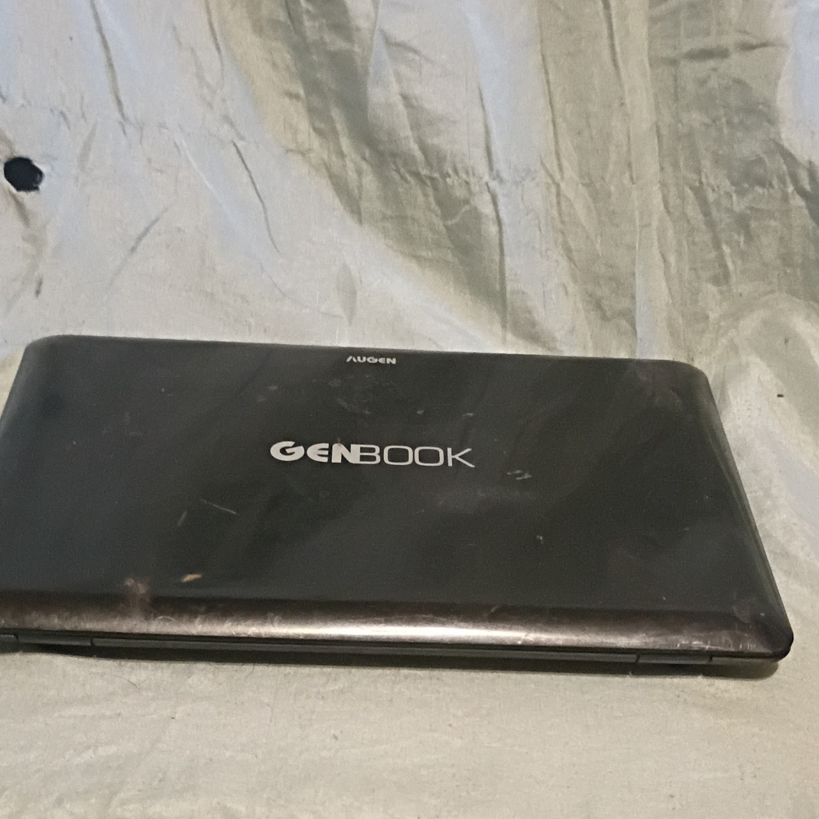 Augen GenBook NB410830A Netbook Android 2.1 OS 10.2″ Black Built-in Webcam