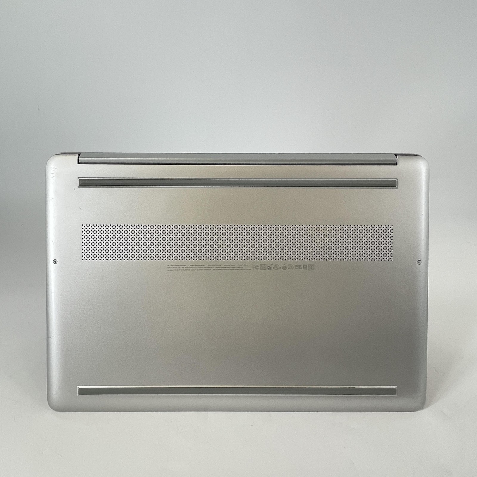 HP Notebook 15 Silver HD TOUCH i5-1035G1 1.00GHz 12GB 256GB SSD Good
