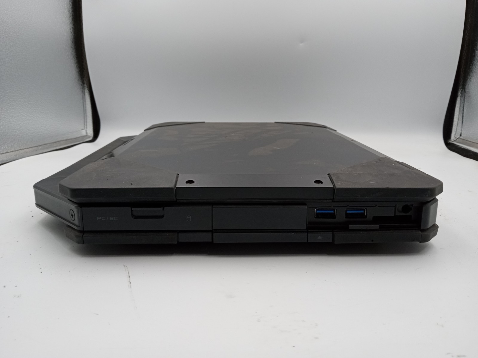 Dell Latitude 5414 Rugged 14″ Laptop Intel i5-6300U 8GB RAM – BOOTS – READ -RR