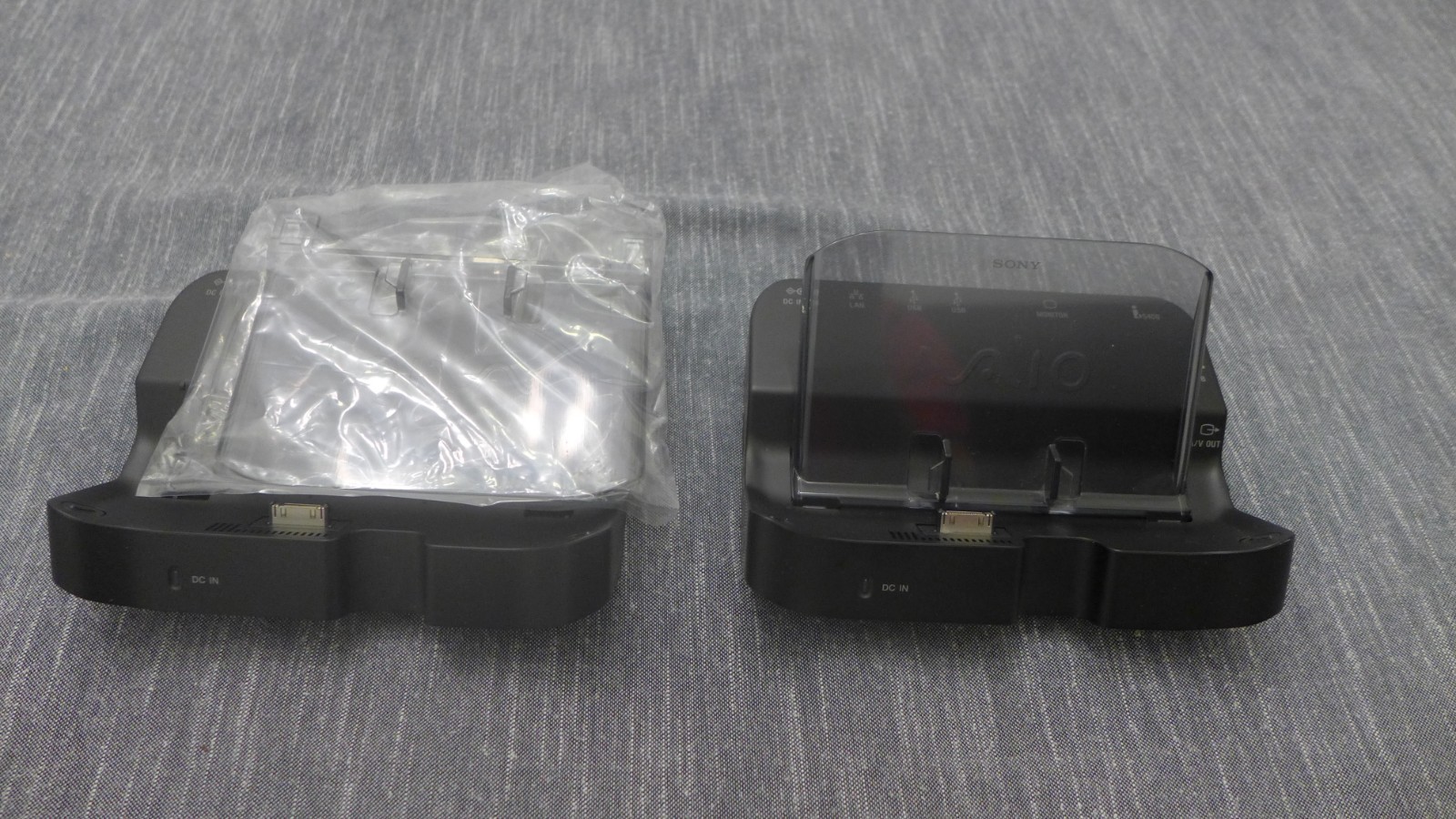 Sony Vaio VGN UX90S Micro PC UMPC – Black, Japan model, Full Accessory Bundle