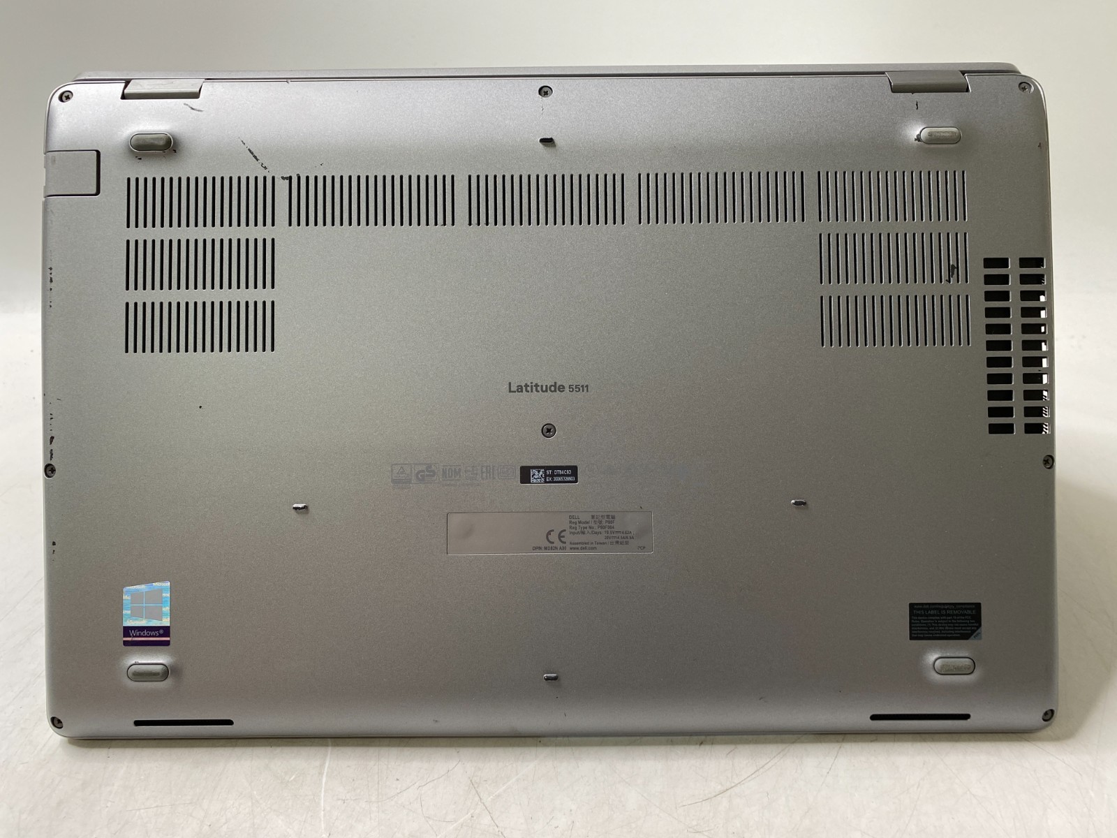 Dell Latitude 5511 15.6″ i7 16GB DDR4 256GB SSD MX250 Win11H- 50% Battery PARTS