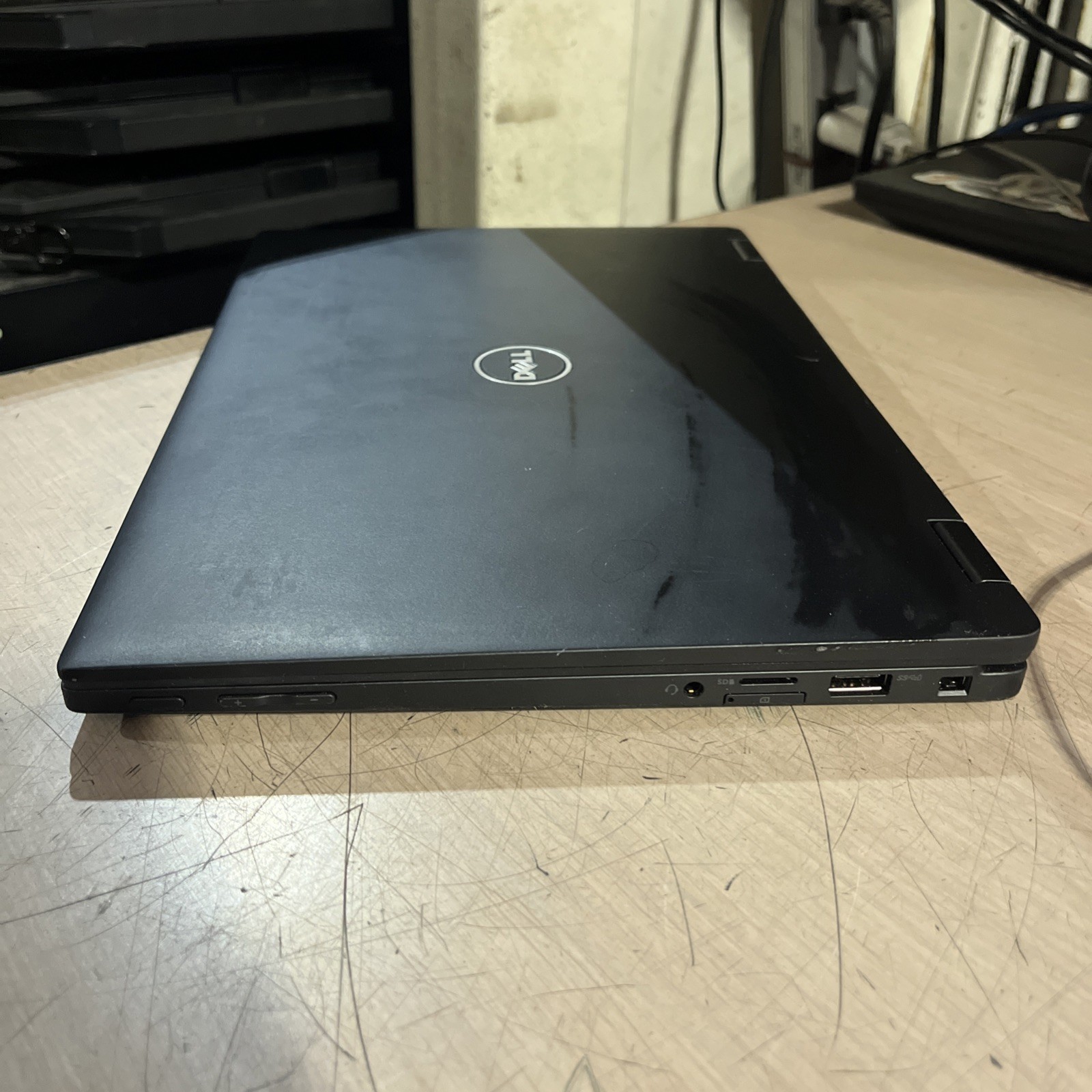 DELL LATITUDE 5289 INTEL CORE I5-7300U 2.60GHZ 8GB RAM NO HD