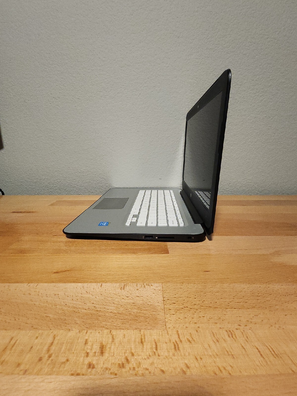 HP Chromebook 14-SMB Parts Only Laptop Celeron 2955U 1.4GHz 4GB 16GB SEE NOTES