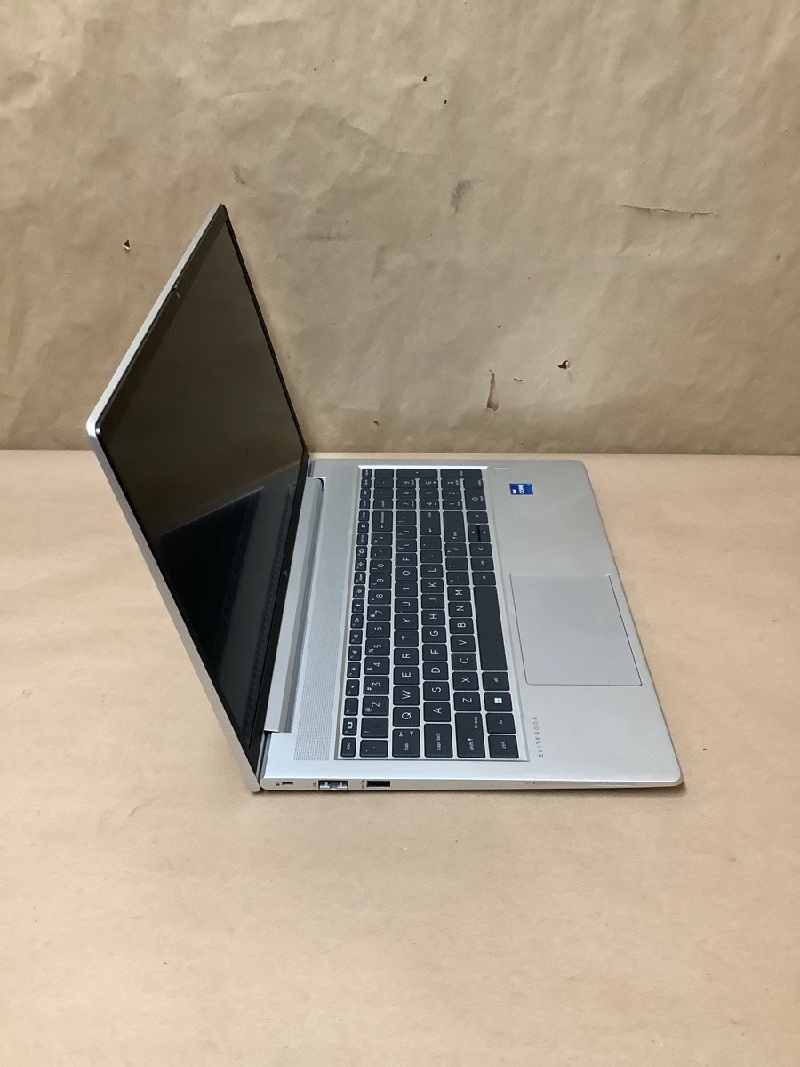 HEWLETT PACKARD ELITEBOOK 650 G10 15.6″ LAPTOP WITH CHARGER (B33005384)