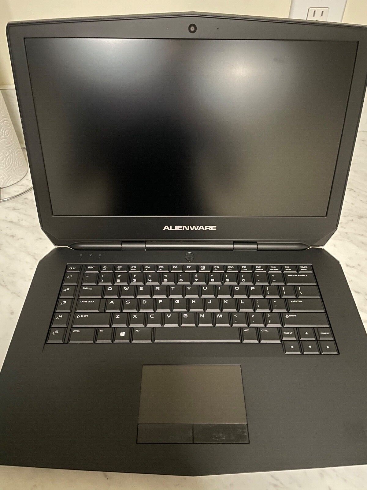 Alienware 15 r2 gaming laptop (Excellent Condition)