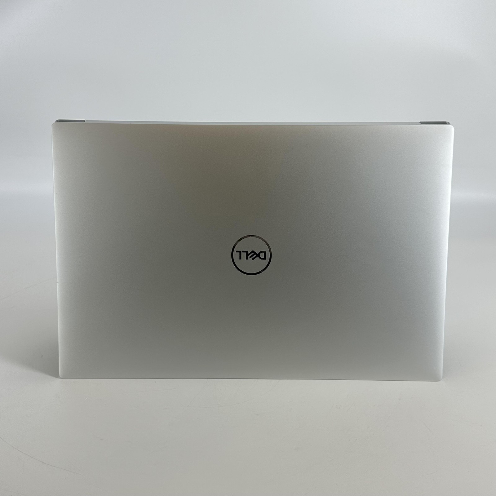 Dell XPS 15 9520 FHD+ 2.3 GHz i7-12700H 64GB 1TB SSD NVIDIA RTX 3050 Very Good