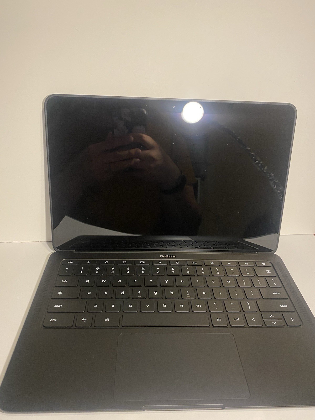 Google Pixelbook Go G021A 13.3 Intel Core M3 8 GB RAM 64 GB Chrome OS Black Used