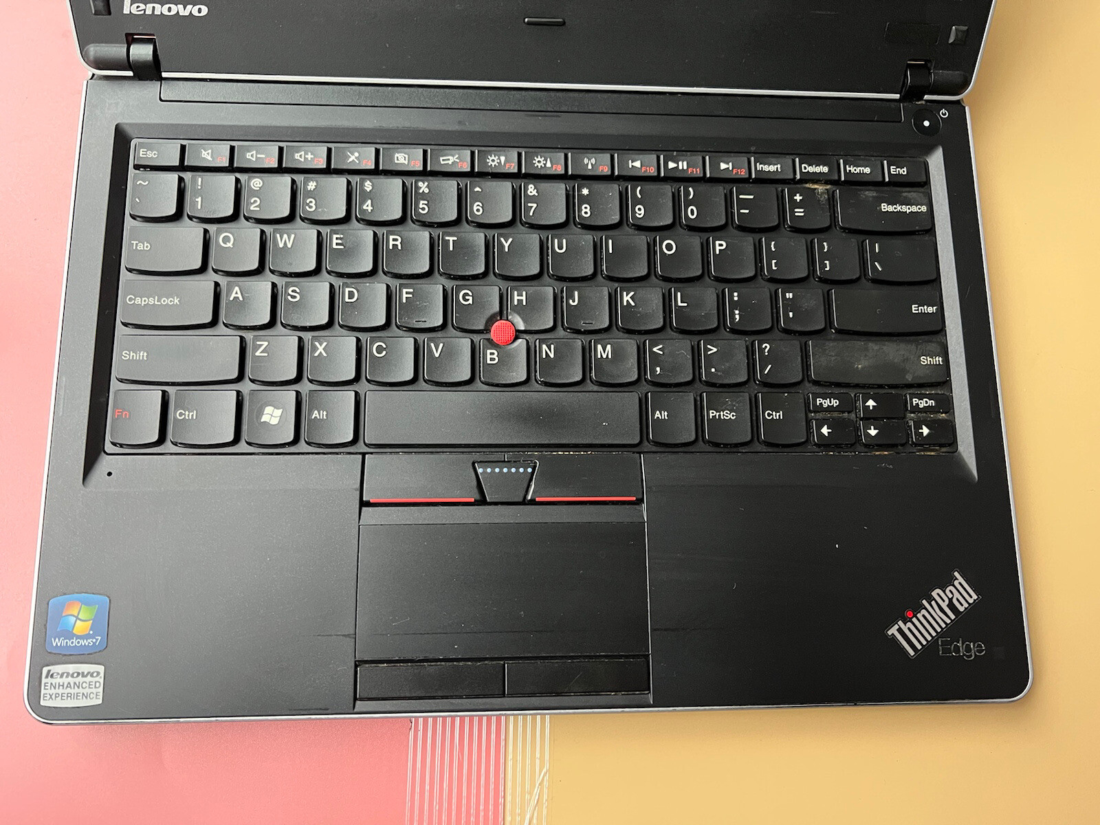 LENOVO THINKPAD EDGE 13 AMD DUAL-CORE 3GB RAM 320GB HDD WEBCAM