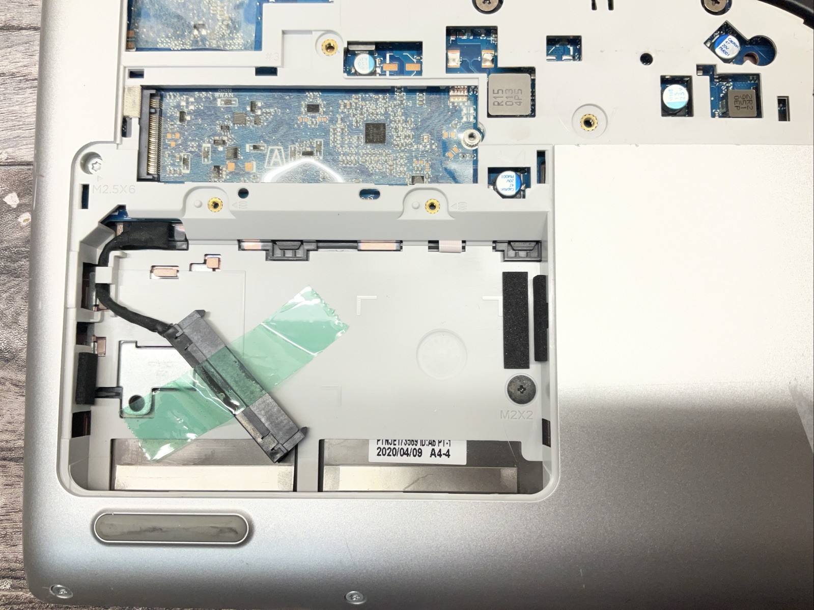 HP mt21 Mobile Thin / Celeron / No RAM / Laptop Notebook PC / B3N