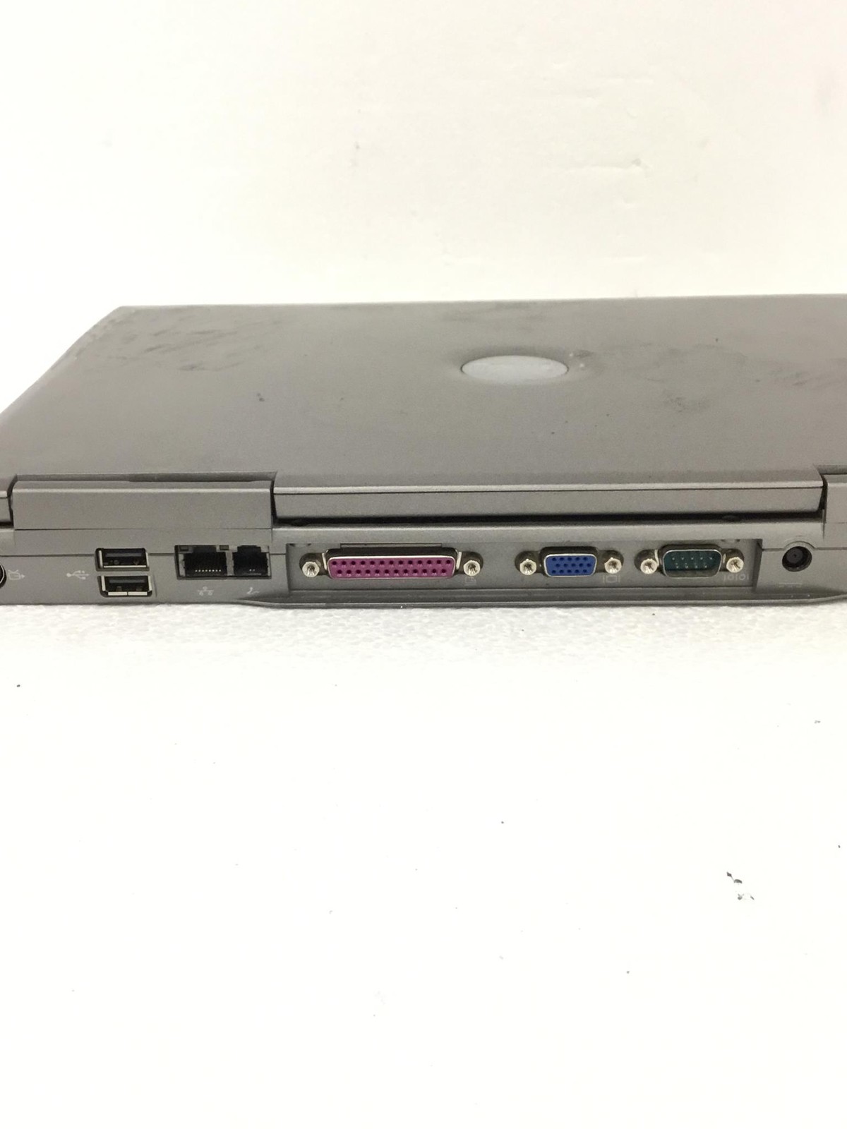 Vintage Dell Latitude D800 15.4″ Laptop Intel Pentium M w/ Dvd-Rom, No HD As-Is