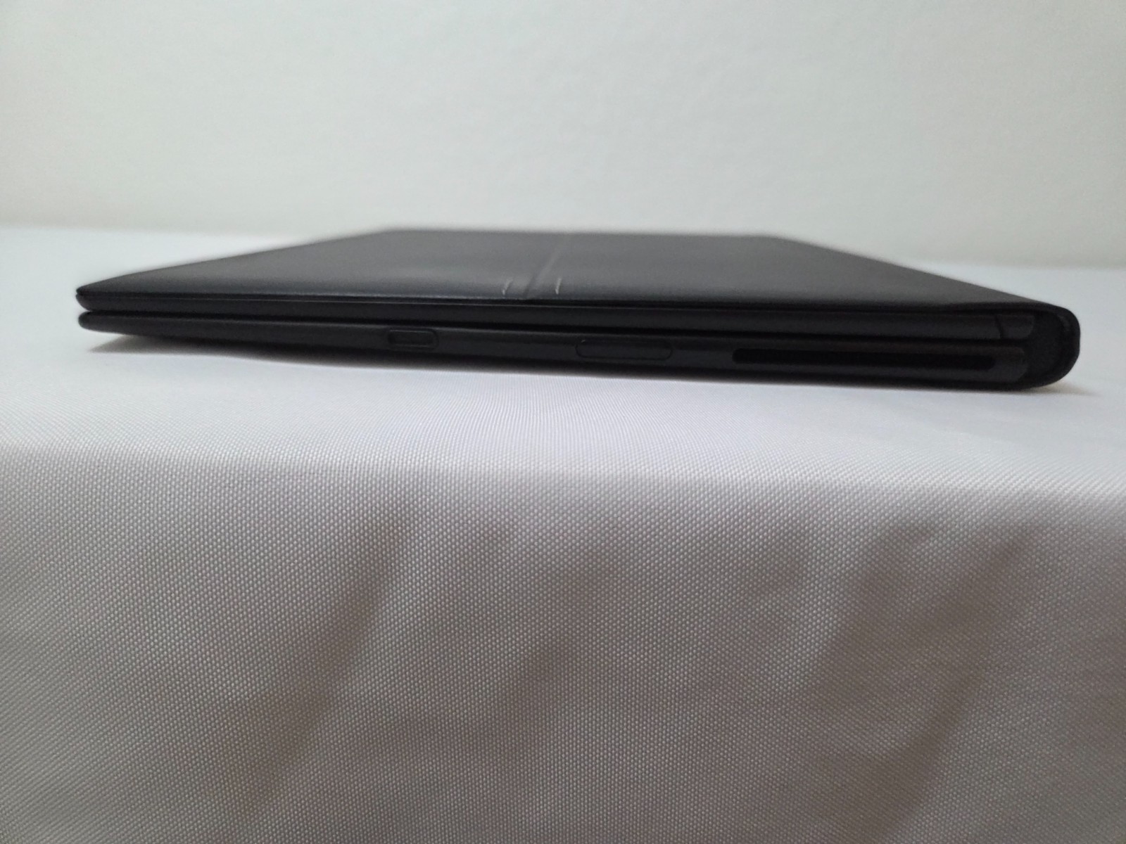 HP Dragonfly Folio G3 2-in-1 13.5″ – Intel Core i7-1265U, 16GB RAM, 512GB SSD