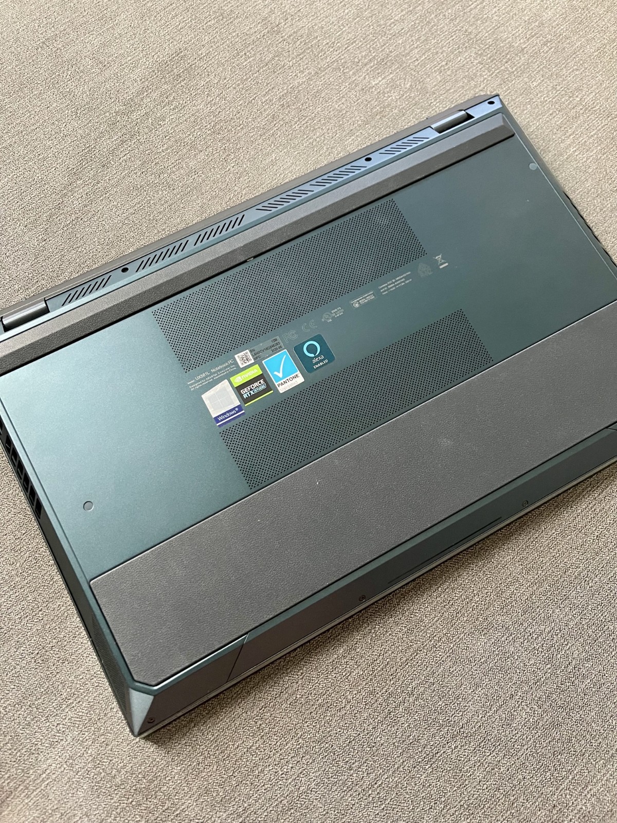 ASUS ZenBook Pro Duo 15.6″ 4K OLED Laptop, Intel i7, RTX 2060, Dual Screen