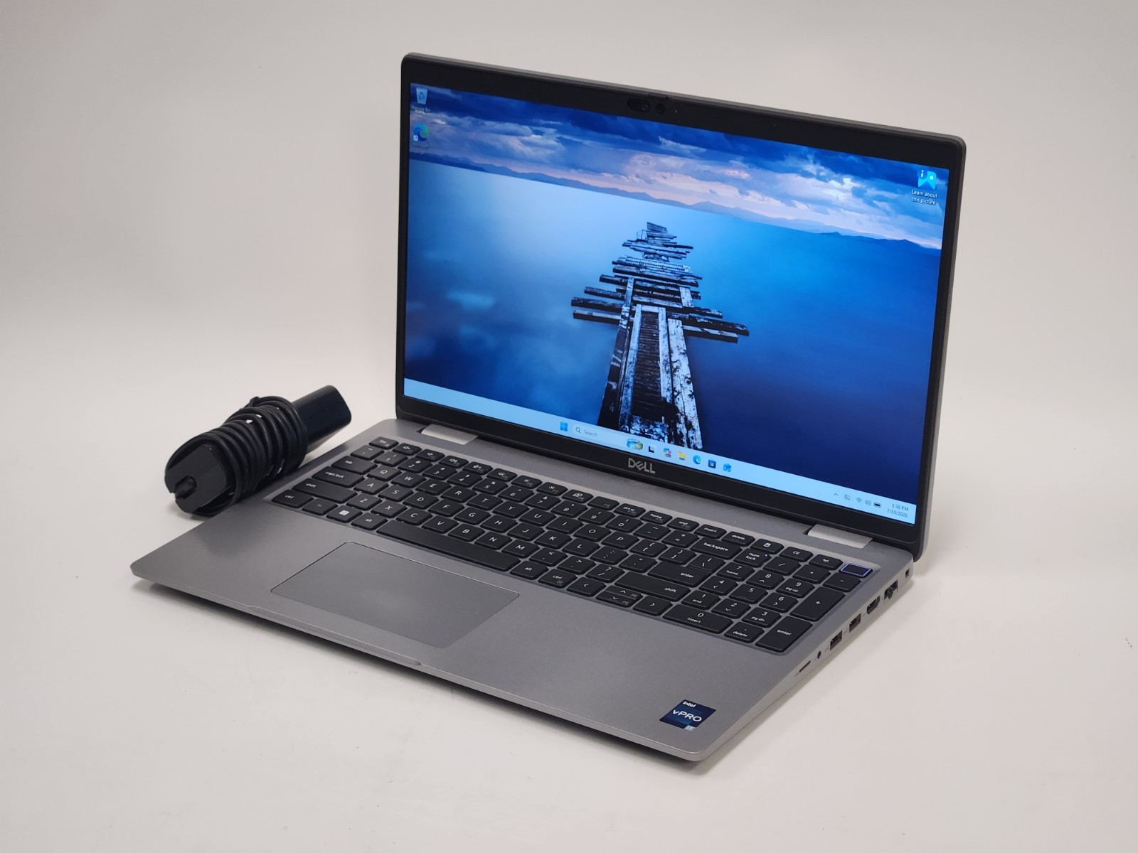 Dell Latitude 5540 15.6″ FHD i7-1365U 1.8Ghz 8GB RAM 512GB NVMe W11P +Adapter