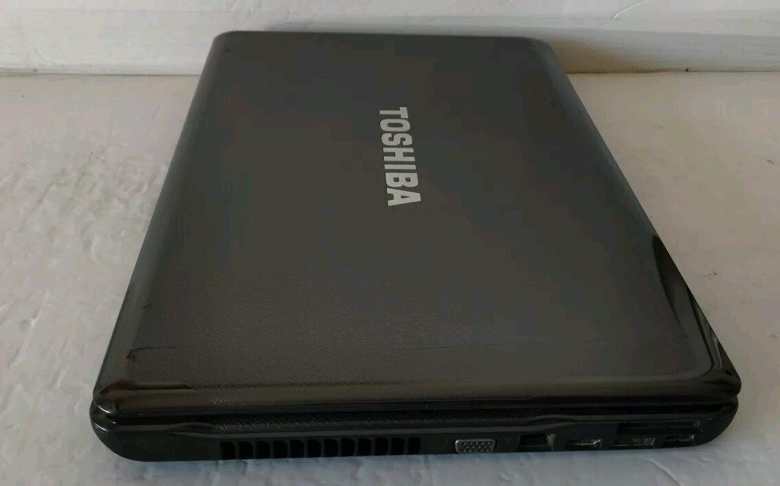 TOSHIBA SATELLITE A665-S INTEL CORE i3-M350 2.27 GHz 6GB 500 GB WIN 7 PRO