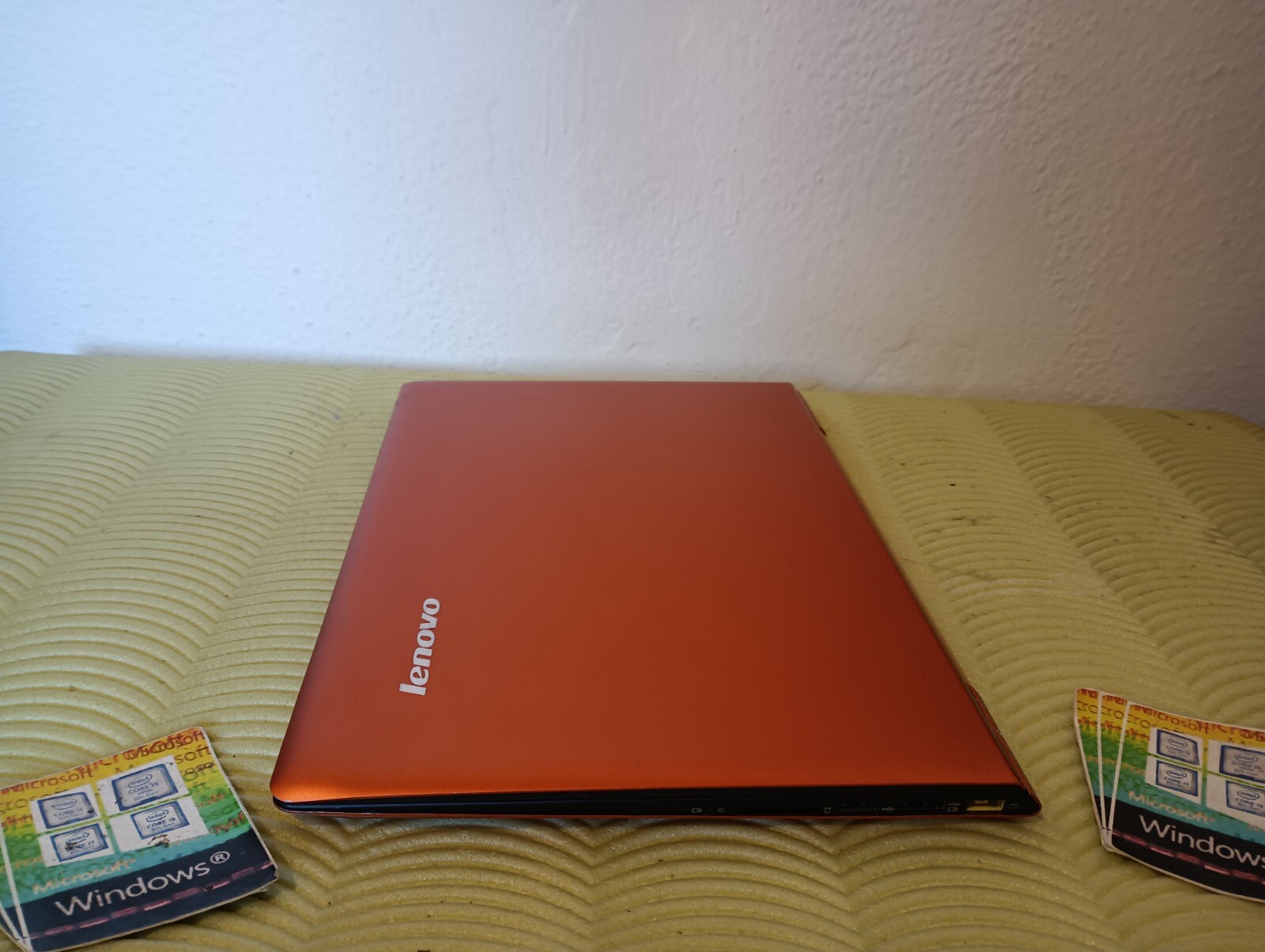 LENOVO IDEAPAD U330p 13.3″ 128gb m2 8GB I5-4210U WINDOWS 11 KEYS ILLUMINATED