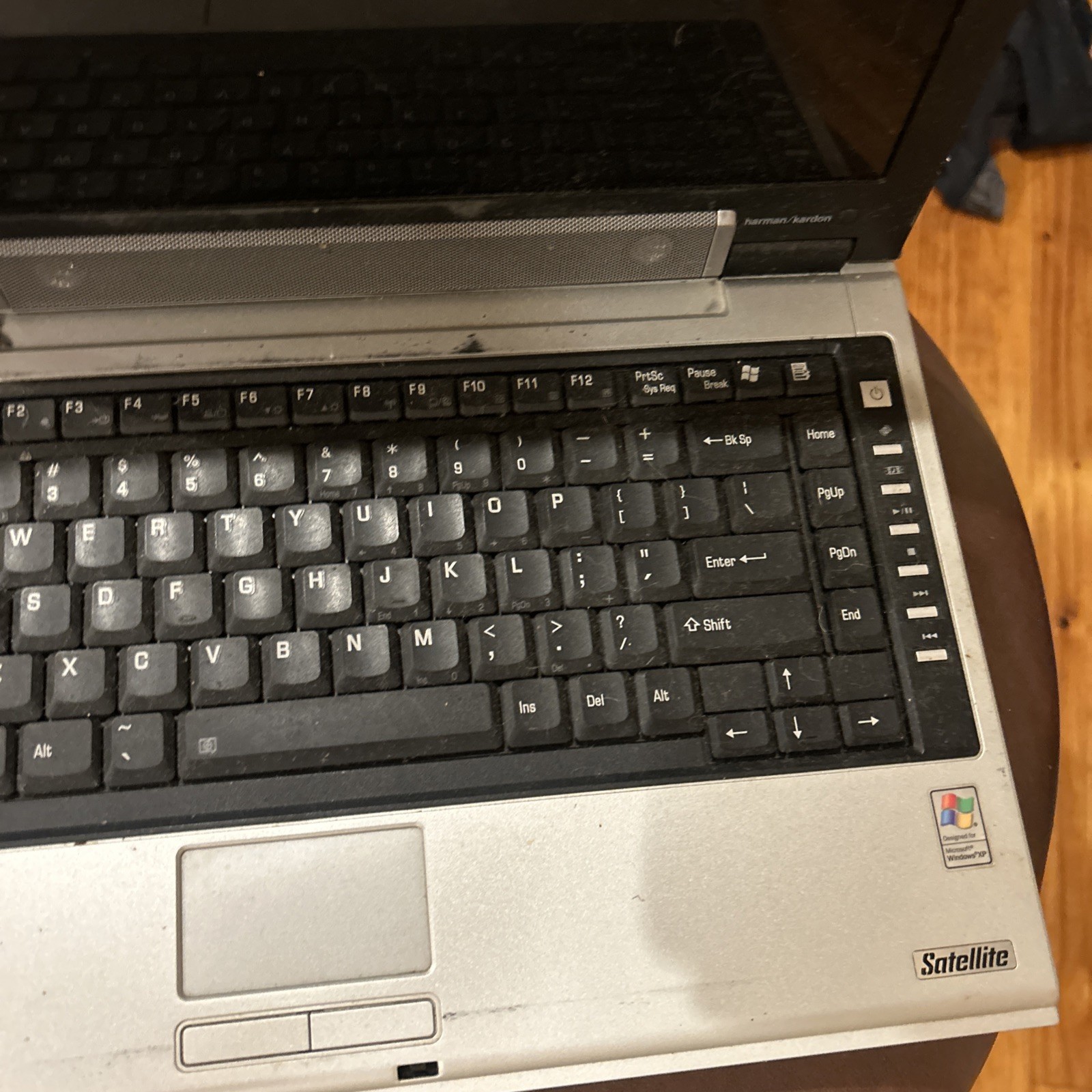 Toshiba Satellite M55-S3293 14″ Laptop With Power Adapter – For Parts – As Is